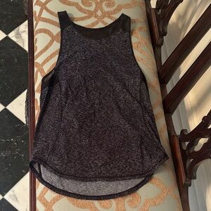 Lululemon navy and white tank top size 4